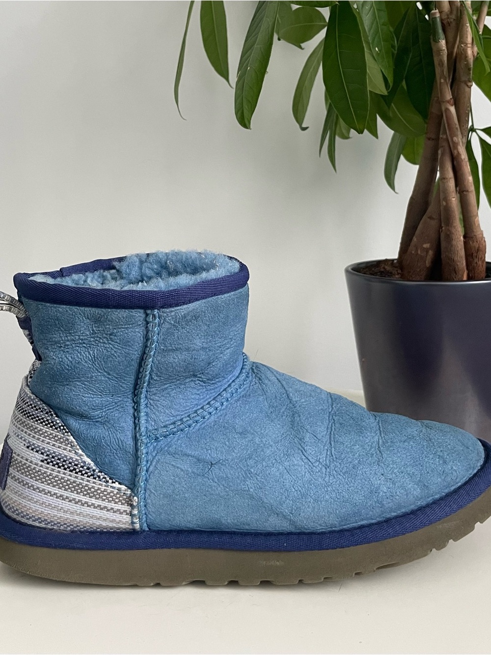 Women Size 8 UGG Classic Short Serape Skyline Ankle Boots